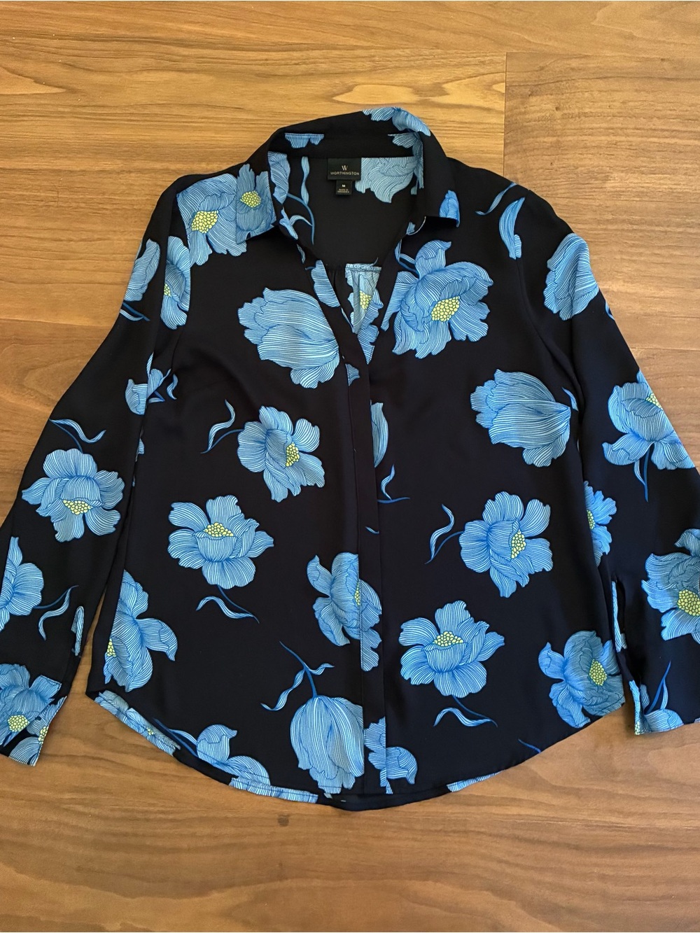 Worthington Women’s M Black Blue Floral Button Front Blouse Long Sleeve Career
